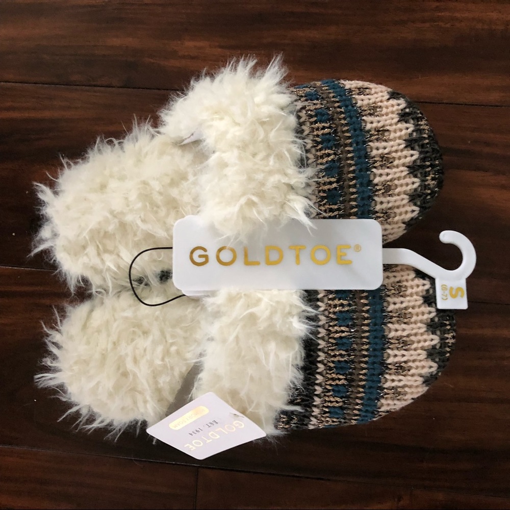 NWT gold toe memory foam slippers
